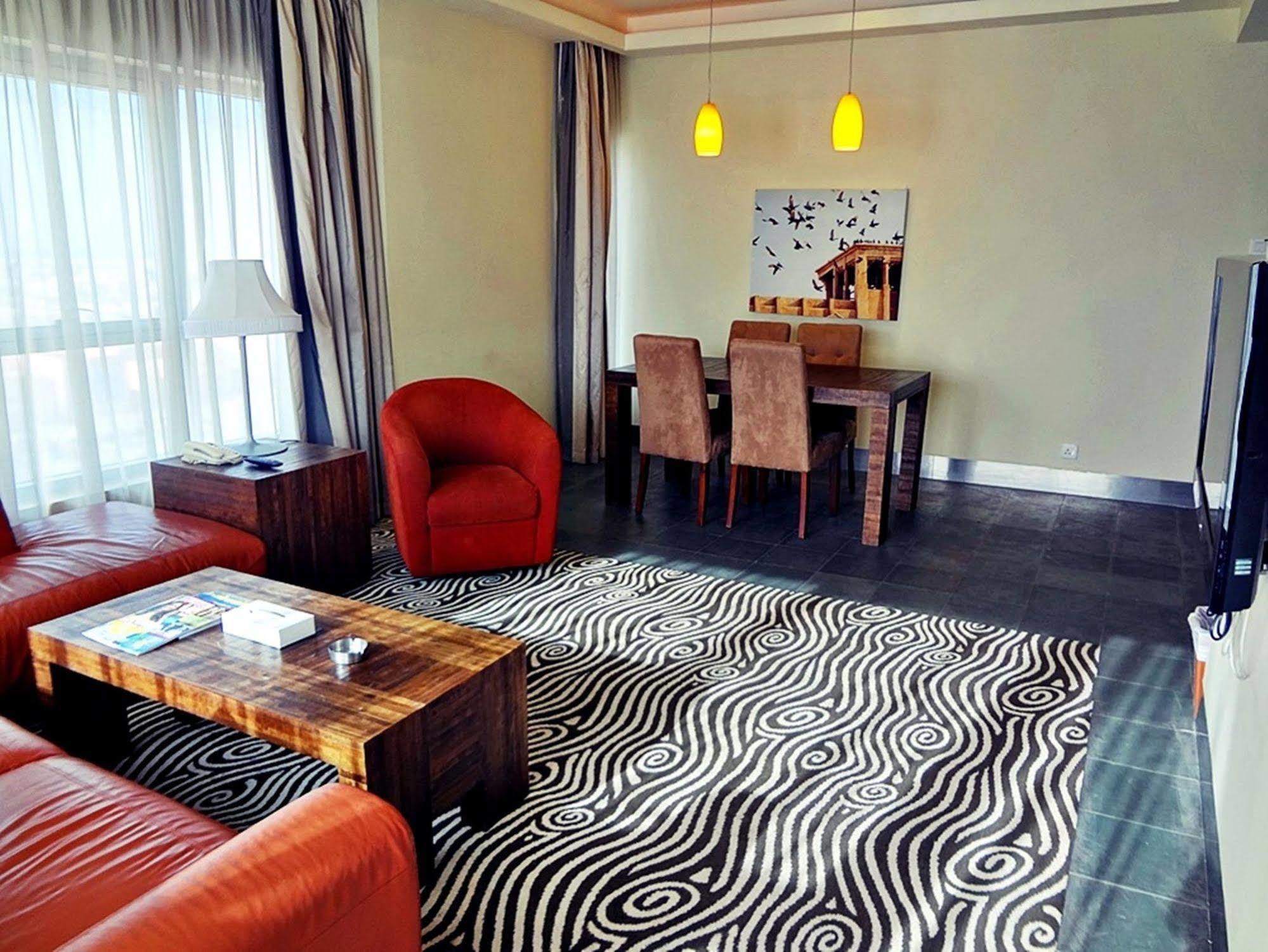 Al Raya Suites Hotel Manama Luaran gambar